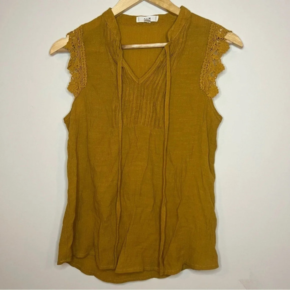 ☀️E&M Boho Mustard Lace Sleeveless Front Tie Blouse Top - Picture 1 of 6